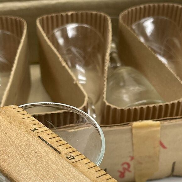 Vintage Radio Brand Japan Hand Crafted Fine Glass Appetite Etched 4oz Glasses - Picture 5 of 8